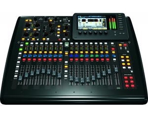 Цифровой микшерный пульт Behringer X32 COMPACT