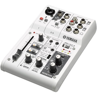 Микшерный пульт Yamaha AG03