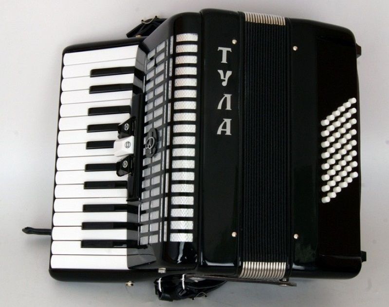 Аккордеон Тула А-7 26х48-II-3